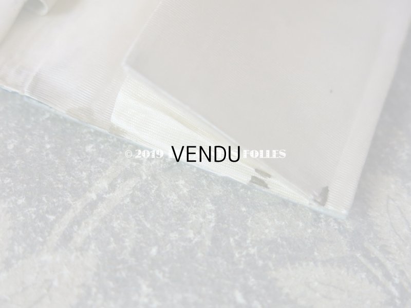 画像12: 19世紀初頭  天使＆モノグラムのメダイヨン 舞踏会の手帳 ペンシル付 マザーオブパール製  CARNET DE BAL  カルネ・ド・バル (83)