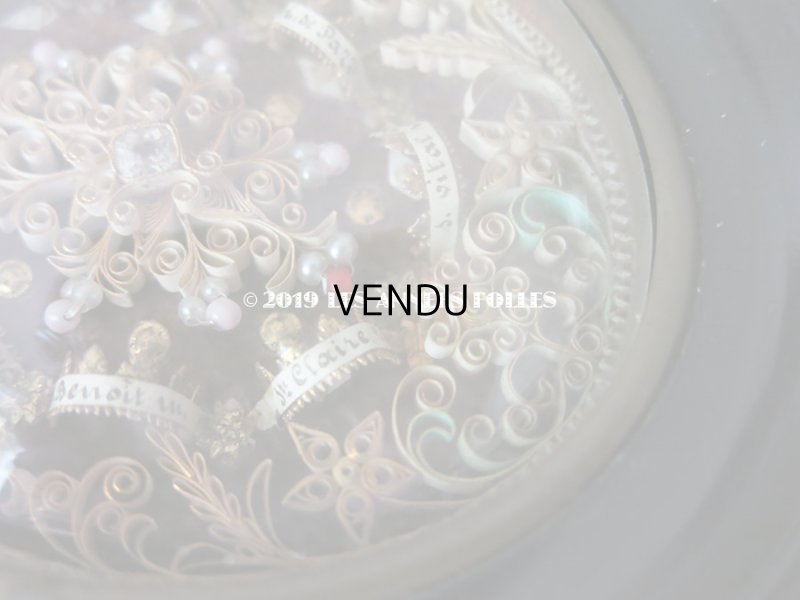 画像9: 19世紀 アンティーク ルリケール 草花＆クロス 聖遺物のガラスフレーム 聖人の遺品 封蝋付き ペーパーロール