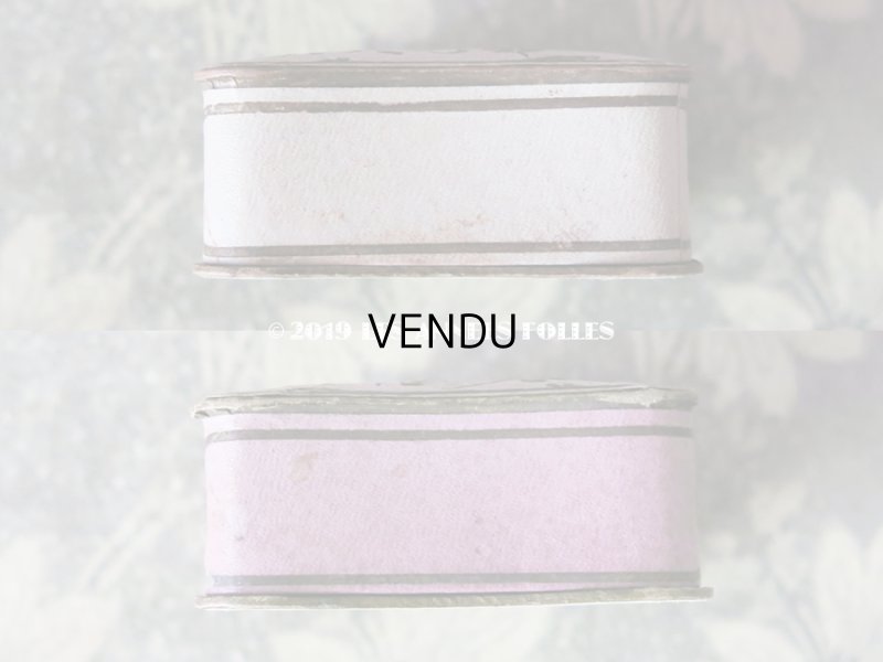 画像7: アンティーク パウダーボックス 鈴蘭＆菫のリース POUDRE A LA VELOURIN ROYAL VELOUTE DU TEINT (25)