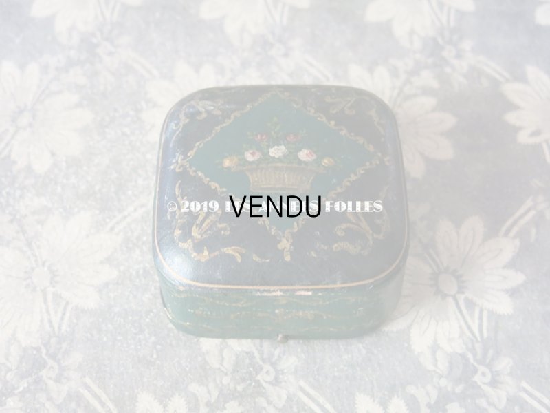 画像4: 19世紀末 アンティーク 薔薇のジュエリーボックス ブレスレット用　ダークブルーのベルベット ＆ 薔薇のペイント入りシルクサテン  (81)