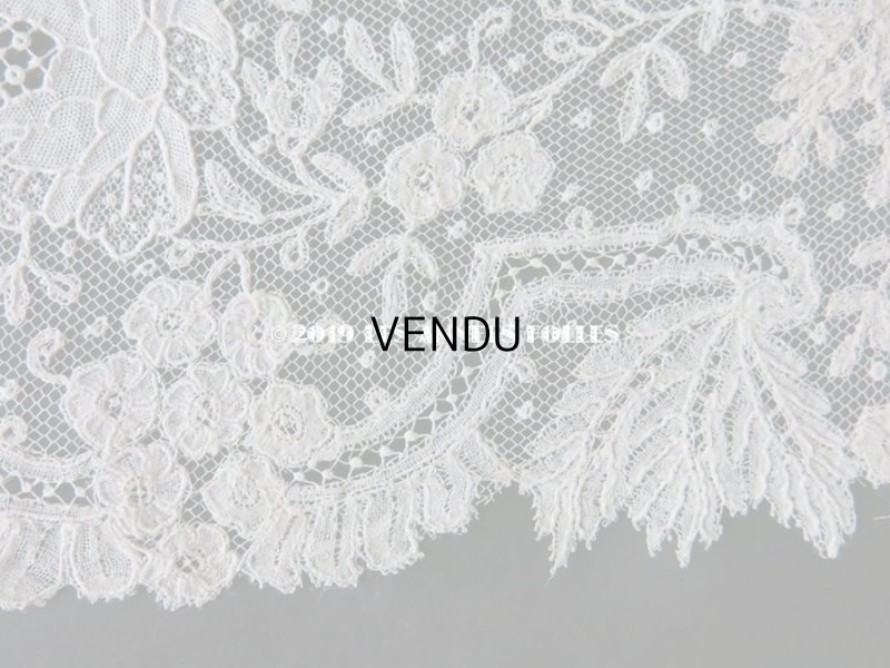 画像8: 新品同様 19世紀 アンティーク  結婚式のハンカチ アプリカシオン・ブリュッセル (ポワン・ド・ガーズ & ボビンレース)