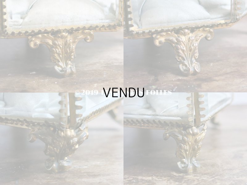 画像11: 19世紀 アンティーク 大きなジュエリーボックス 6角形 淡いブルーのクッション