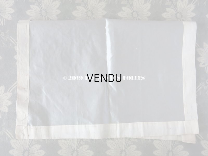 画像7: アンティーク リボン刺繍のパネル イニシャル入り シルクサテンのファブリック 