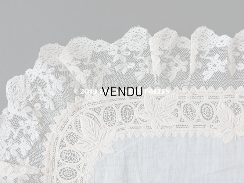 画像4:  19世紀 アンティーク  結婚式のハンカチ リーフ柄&モノグラム【LR】 のホワイトワーク & 手編みのヴァランシエンヌレース