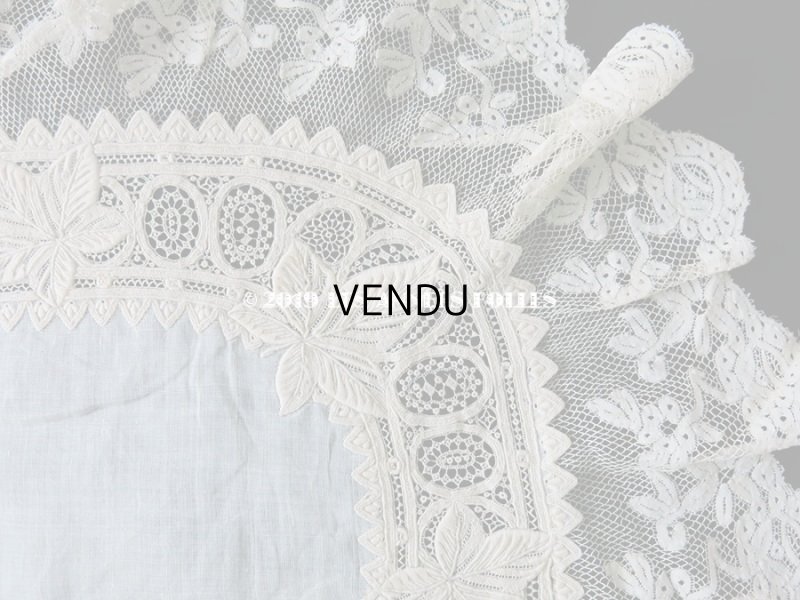 画像11:  19世紀 アンティーク  結婚式のハンカチ リーフ柄&モノグラム【LR】 のホワイトワーク & 手編みのヴァランシエンヌレース