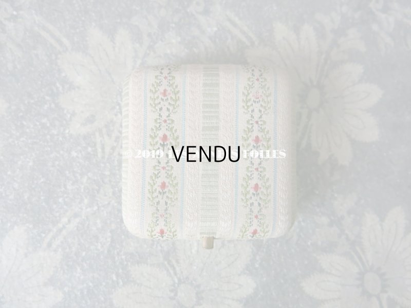 画像4: アンティーク  ジュエリーボックス シルク製ジャガード織 ジュエリーボックス