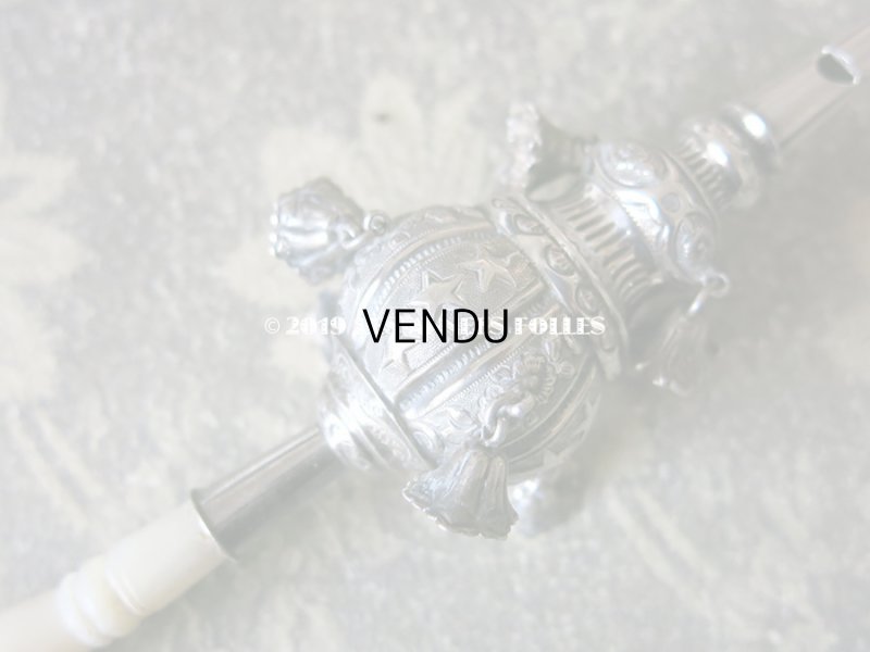 画像4: 19世紀 ナポレオン3世時代 アンティーク ラトル シルバー製 星＆花柄