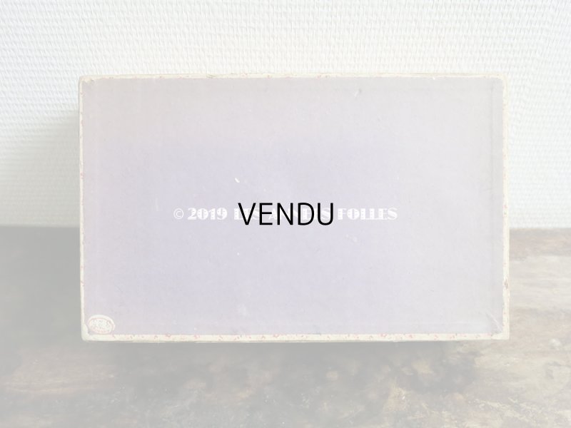 画像9: 1900年代 アンティーク ビーズ入り木箱 淡いピンクの小さな薔薇模様  PERLES 子供用玩具