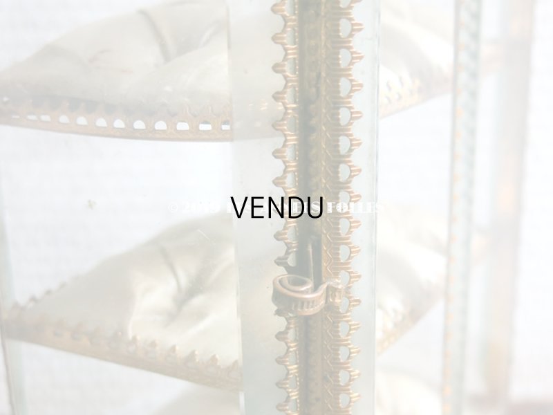 画像8: アンティーク 3段のシルク製クッションのジュエリーケース