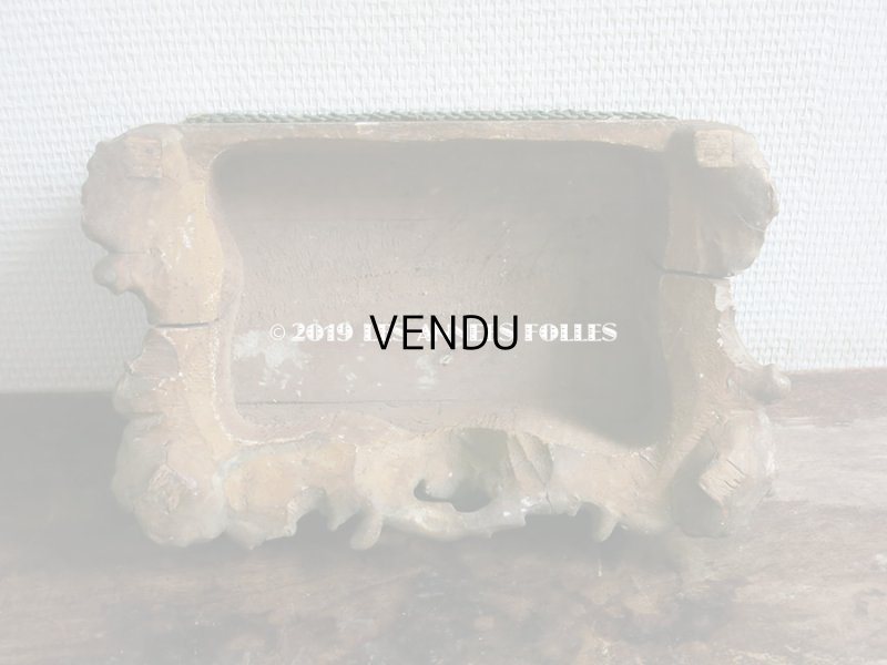 画像4: 19世紀末 アンティーク ロカイユ装飾の台座 グリーンのベルベット　(721)