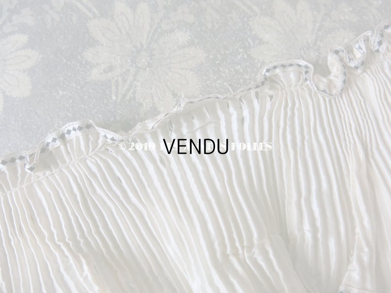 画像8: 1900年代 アンティーク  シルク製 プリーツ ドレスの裾  