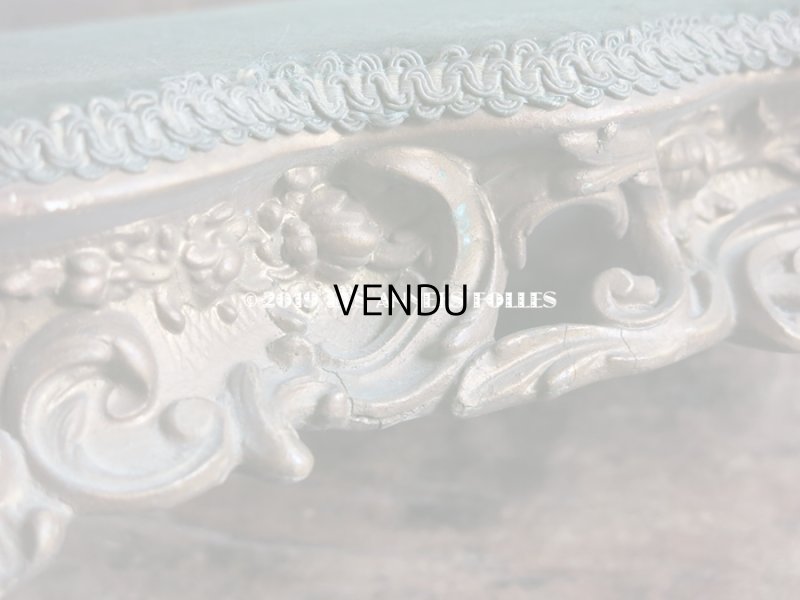 画像10: 19世紀末 アンティーク ロカイユ装飾の台座 グリーンのベルベット　(721)