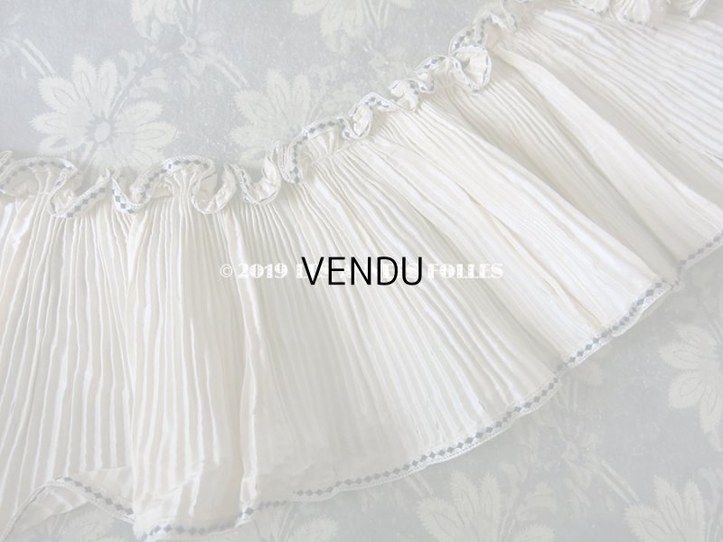 画像10: 1900年代 アンティーク  シルク製 プリーツ ドレスの裾  