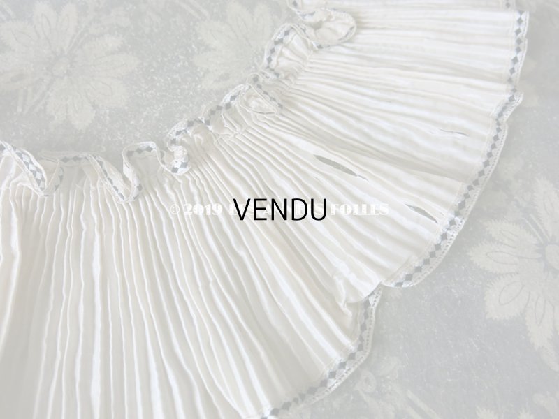 画像11: 1900年代 アンティーク  シルク製 プリーツ ドレスの裾  