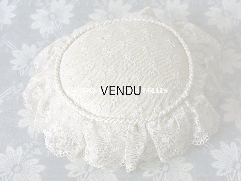 画像8: 19世紀末 アンティーク ショコラトリーの王冠のピンクッション 花模様のレース - LOUIS MARQUIS SIRAUDIN SUCCESSEUR -