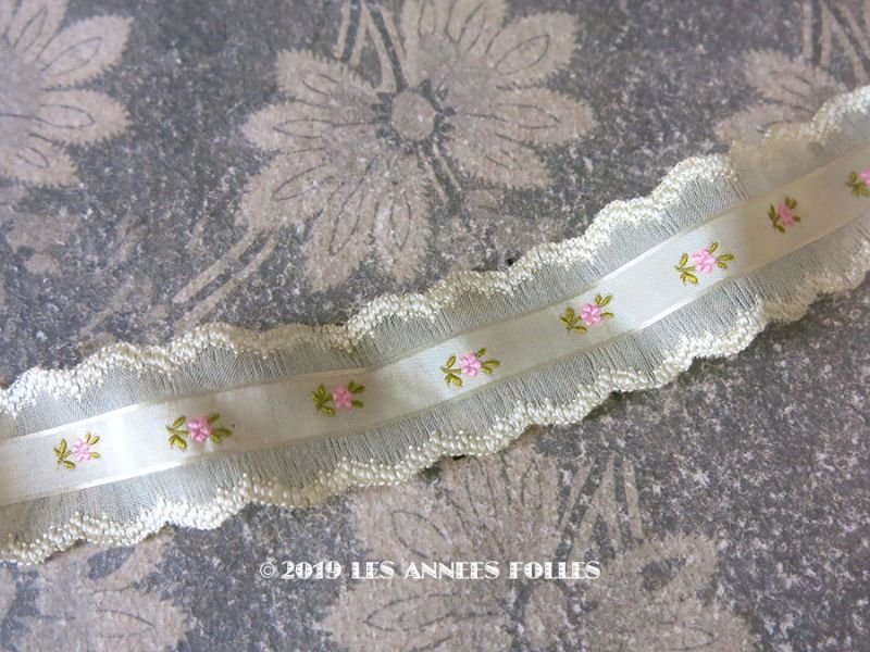 画像1: 1850年代 アンティーク シルク製リボン ピンクの小さな花の刺繍入り 85cm