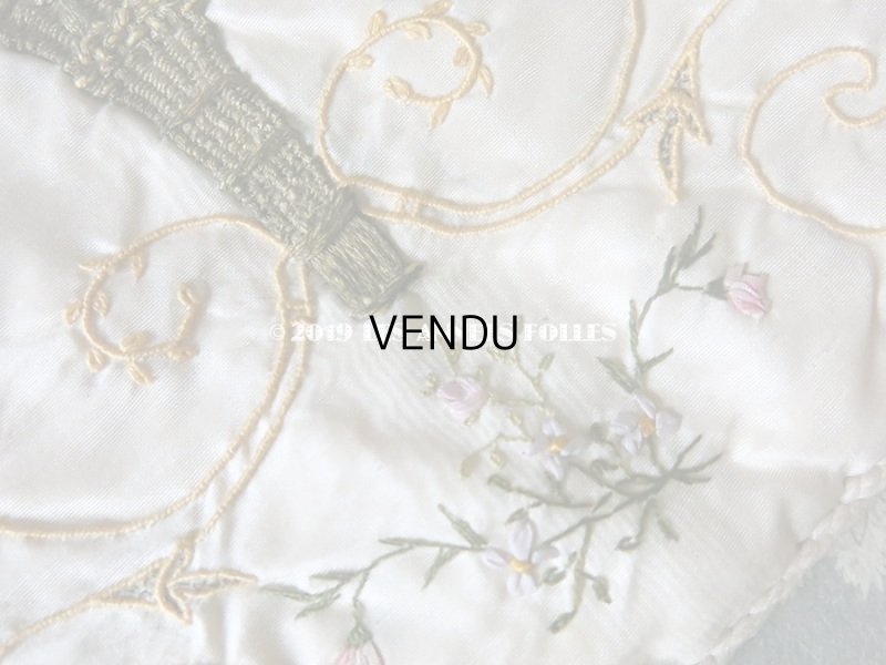 画像8: 【クリスマスセール2019対象外】 アンティーク シルク製 花かごのリボン刺繍入り ハンキーケース ハンカチ用ポシェット 