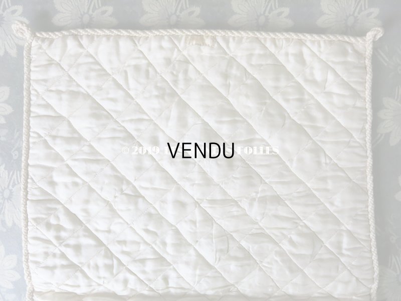 画像9: 【クリスマスセール2019対象外】 アンティーク シルク製 花かごのリボン刺繍入り ハンキーケース ハンカチ用ポシェット 