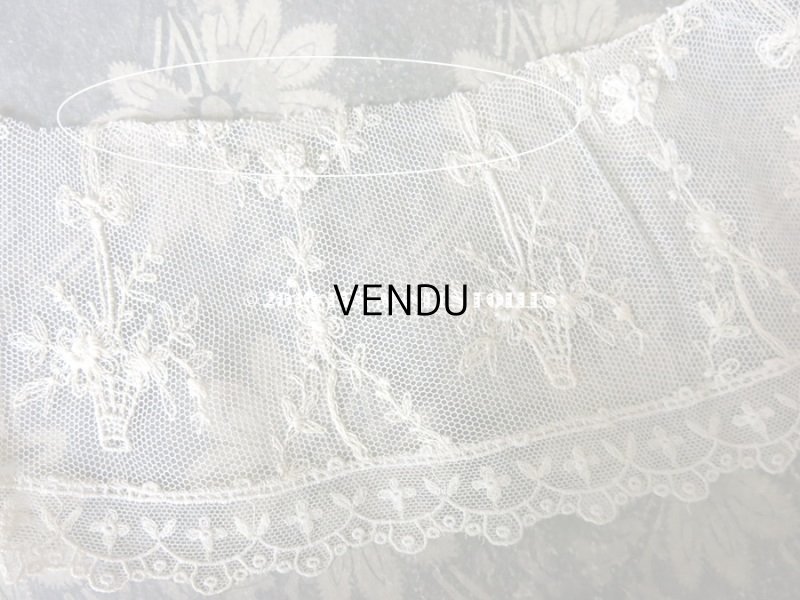 画像5: 1900年代 アンティーク 薔薇の花かご刺繍入りレース