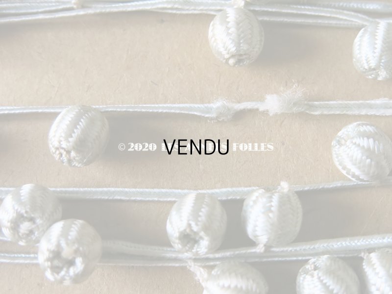 画像7: 1900年代 アンティーク シルク製 ポンポン付 トリム パウダーブルー