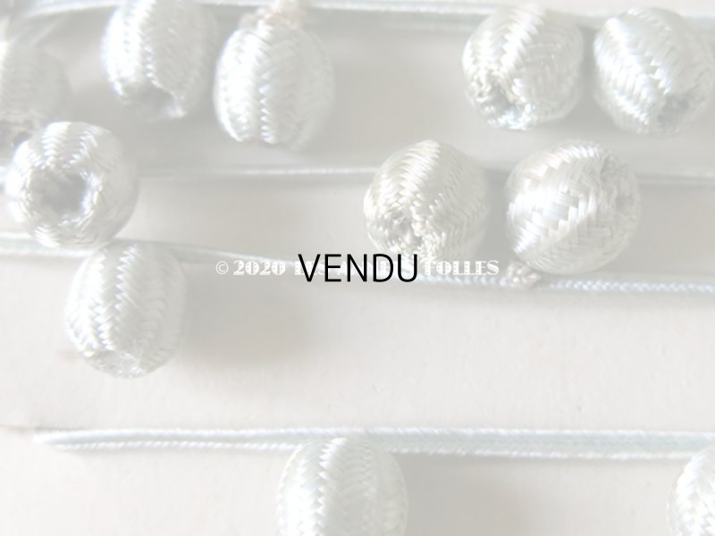 画像8: 1900年代 アンティーク シルク製 ポンポン付 トリム パウダーブルー