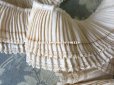 画像7: アンティーク 幅広  2段のプリーツ ドレスの裾