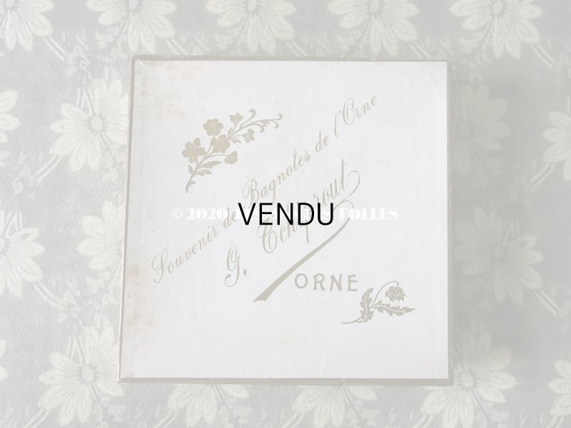 画像4: アンティーク 花模様 ハンカチ用 紙箱 SOUVENIR DE BAGNOLE DE L'ORNE