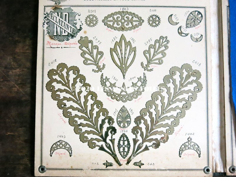 画像5: 1900年代 アンティーク メタル製 スパンコールのサンプラー ハードカバー