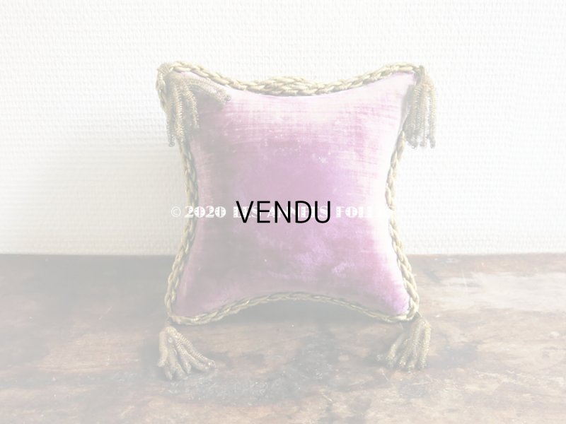 画像5: 19世紀末 アンティーク グローブ・ド・マリエのクッション ピンクッション