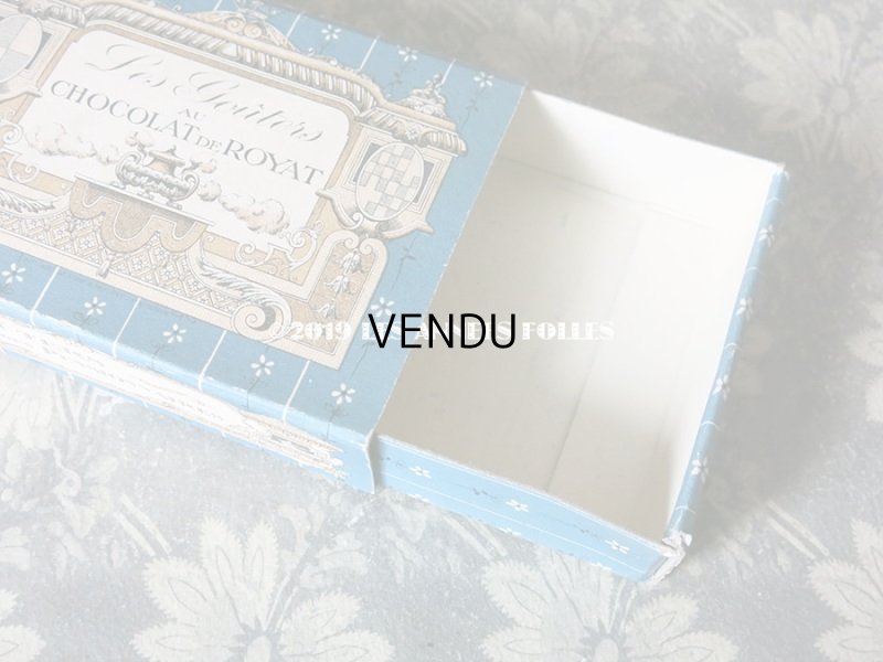 画像6: アンティーク 『 マルキーズ・ ドゥ・セヴィニエ 』のお菓子箱 LES GOUTERS AU CHOCOLAT DE ROYAT - MARQUISE DE SEVIGNE PARIS -