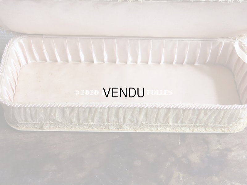 画像8: 1910年代 アンティーク 淡いピンクのグローブケース 薔薇のロココトリム＆レースの装飾 