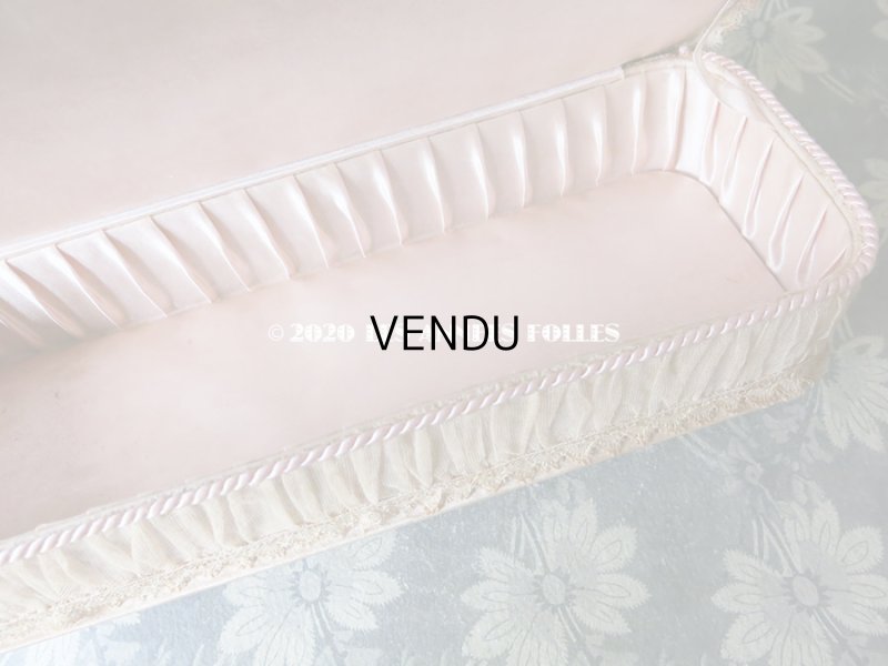 画像10: 1910年代 アンティーク 淡いピンクのグローブケース 薔薇のロココトリム＆レースの装飾 