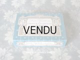 アンティーク 『 マルキーズ・ ドゥ・セヴィニエ 』のお菓子箱 LES GOUTERS AU CHOCOLAT DE ROYAT - MARQUISE DE SEVIGNE PARIS -