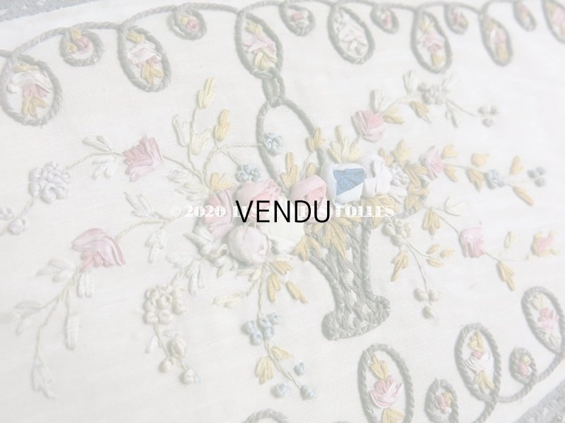 画像4: 1900年代 アンティーク リボン刺繍のカルトナージュボックス グローブ入れ