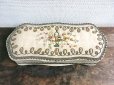 画像2: 1900年代 アンティーク リボン刺繍のカルトナージュボックス　グローブ入れ  (2)