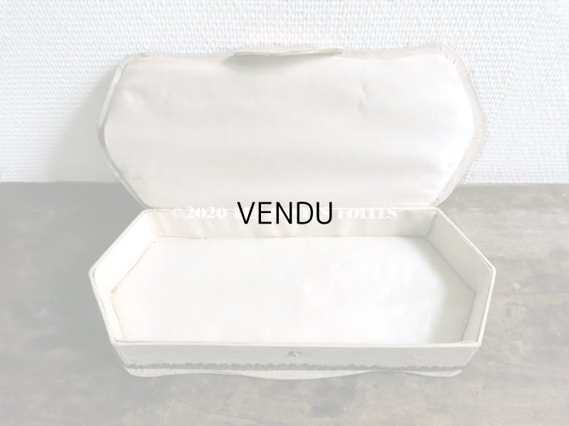 画像8: 1900年代 アンティーク リボン刺繍のカルトナージュボックス グローブ入れ