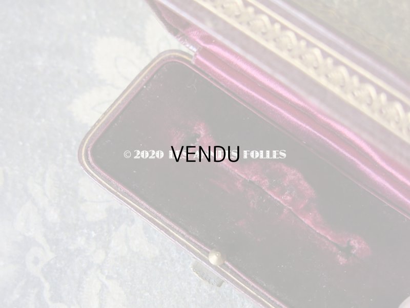 画像9: アンティーク 本革製　金彩＆イニシャル入り ジュエリーボックス 