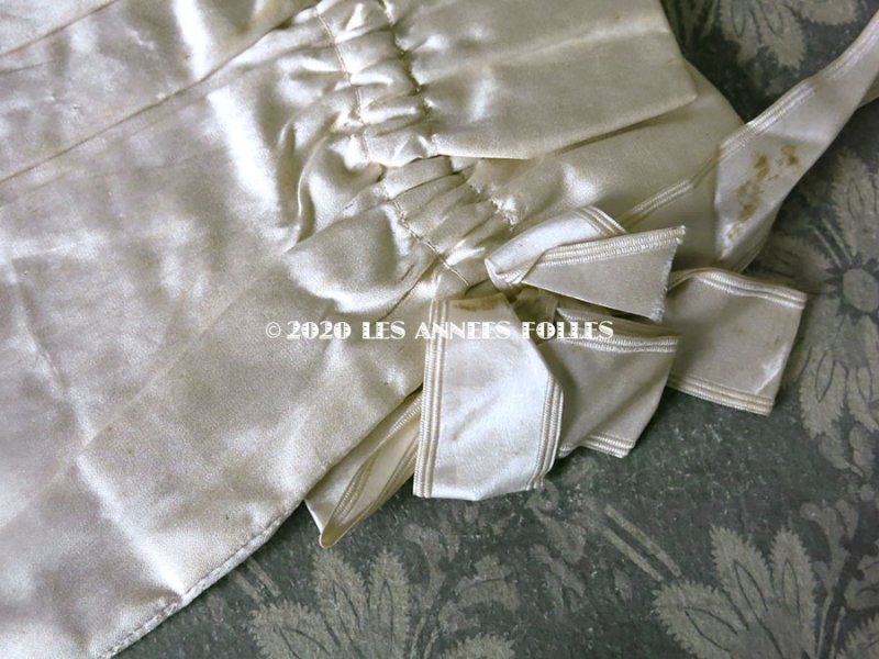 画像8: アンティーク 王冠＆モノグラム刺繍入り オモニエール パウダーピンクのシルクサテン