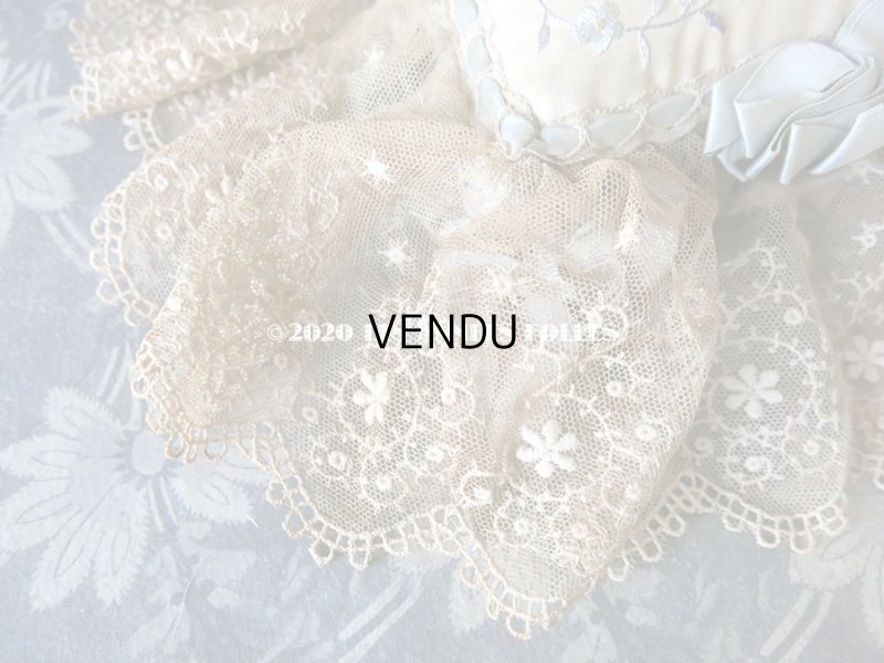 画像8: 1900年代 アンティーク 花の刺繍入り リボン＆レースで縁取られた 大きなピンクッション