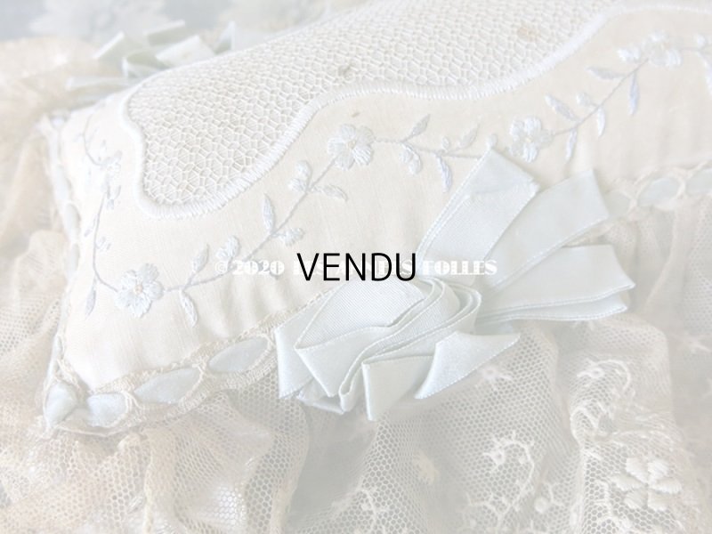 画像9: 1900年代 アンティーク 花の刺繍入り リボン＆レースで縁取られた 大きなピンクッション