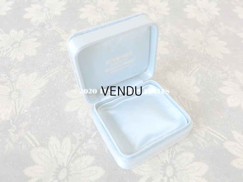 画像6: アンティーク ジュエリーボックス イニシャル入り シルクサテン パウダーブルー