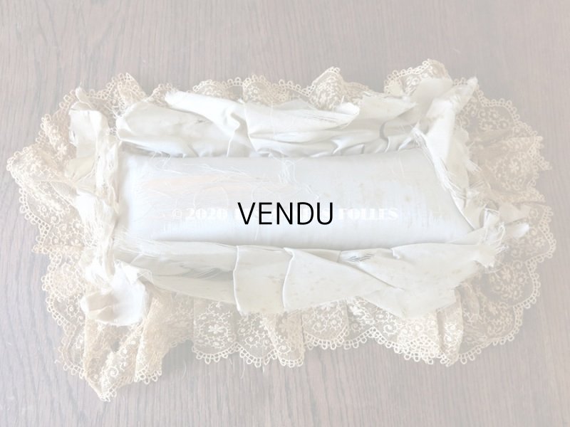 画像5: 1900年代 アンティーク 花の刺繍入り リボン＆レースで縁取られた 大きなピンクッション