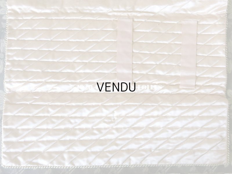 画像5: アンティーク シルク製 薔薇のブーケの刺繍入り パウダーブルーのグローブ用ポシェット