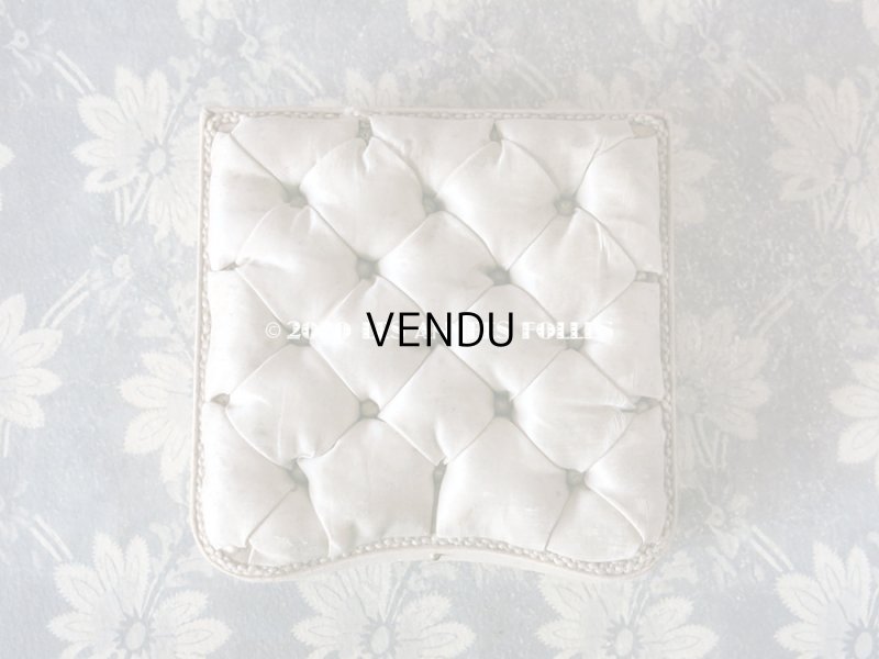 画像3: 19世紀末 アンティーク シルク製 チョコレートのお菓子箱 