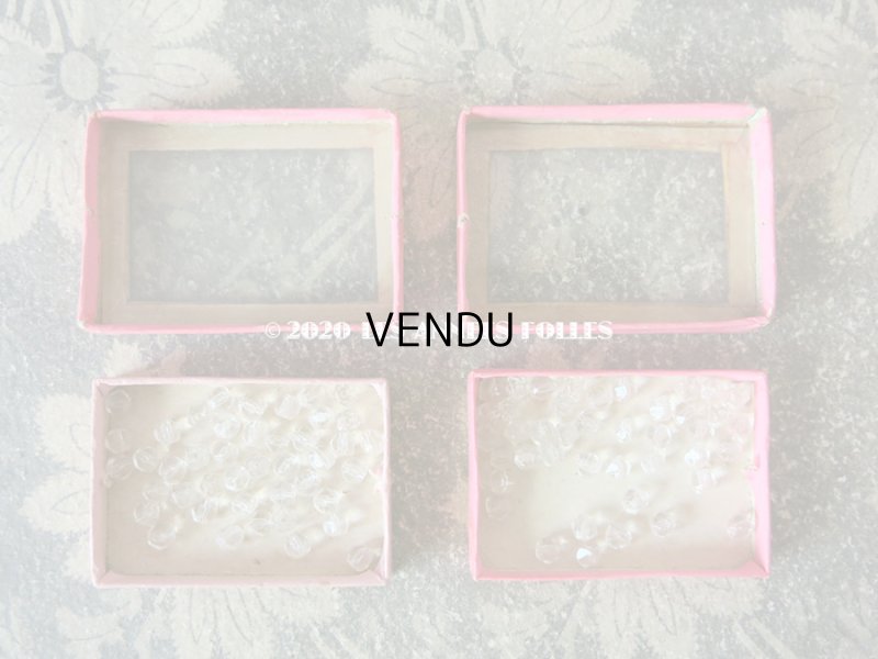 画像3: アンティーク ガラスの蓋の紙箱 ビーズ入り ピンク