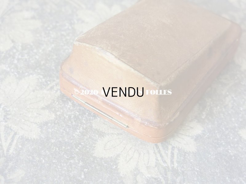 画像8: 19世紀 アンティーク 本革 ジュエリーボックス ピアス&ブローチ