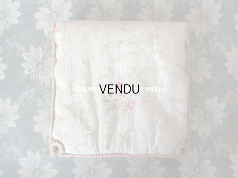 画像3: アンティーク 小さなハンキーケース ピンクの薔薇&リボンのガーランド ハンカチ用ポシェット 