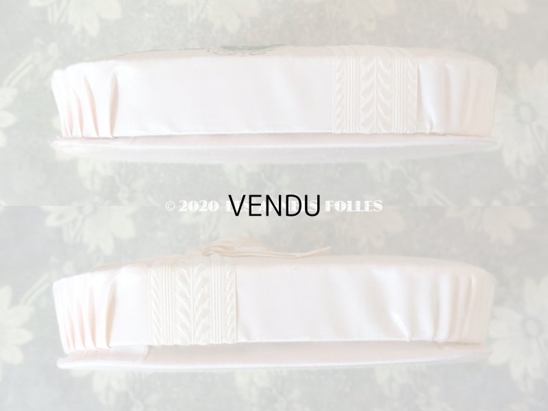 画像6: アンティーク リボンが結ばれた バテムのお菓子箱 パウダーピンク