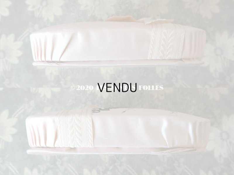 画像5: アンティーク リボンが結ばれた バテムのお菓子箱 パウダーピンク