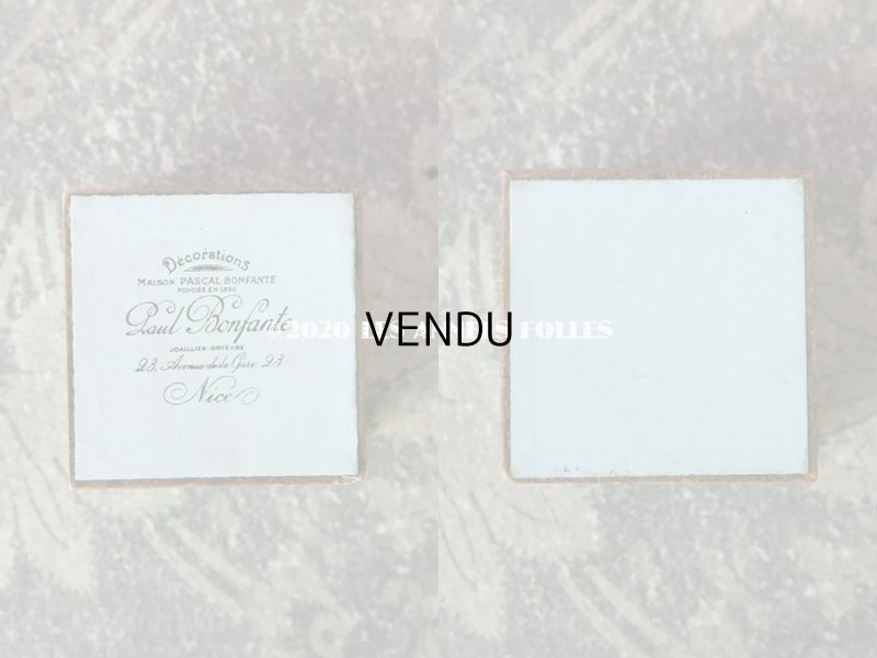 画像3: 1900年代 アンティーク 小さなジュエリーボックス ペールブルー キルティング加工